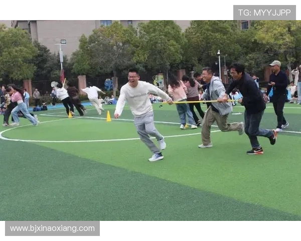 精彩瞬间回顾：体育比赛集锦，感受激情与挑战的完美碰撞