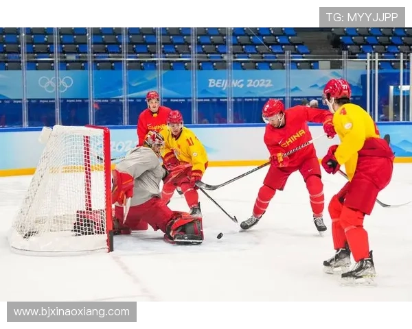 冰球训练方法全攻略 提升技术与体能的综合训练方案